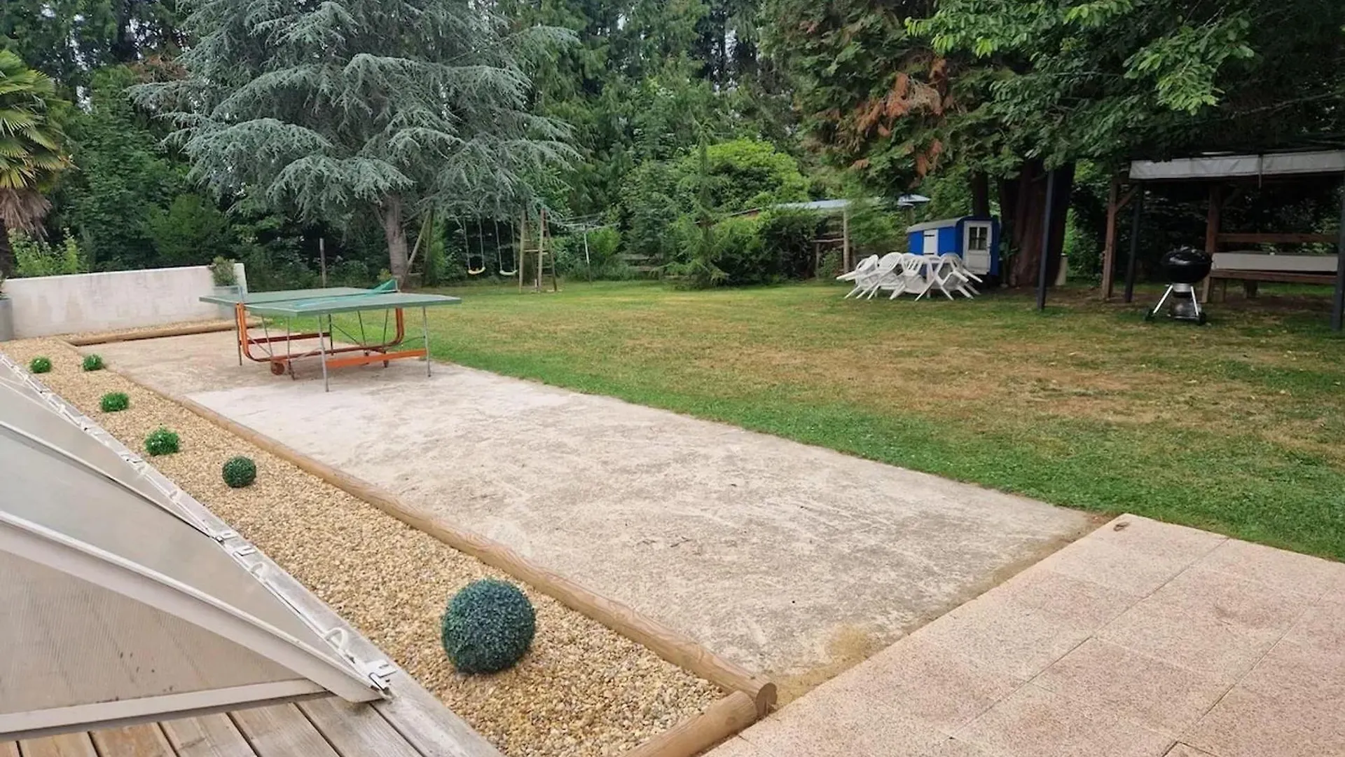 Spacieuse Villa Avec Piscine Privee A Béganne