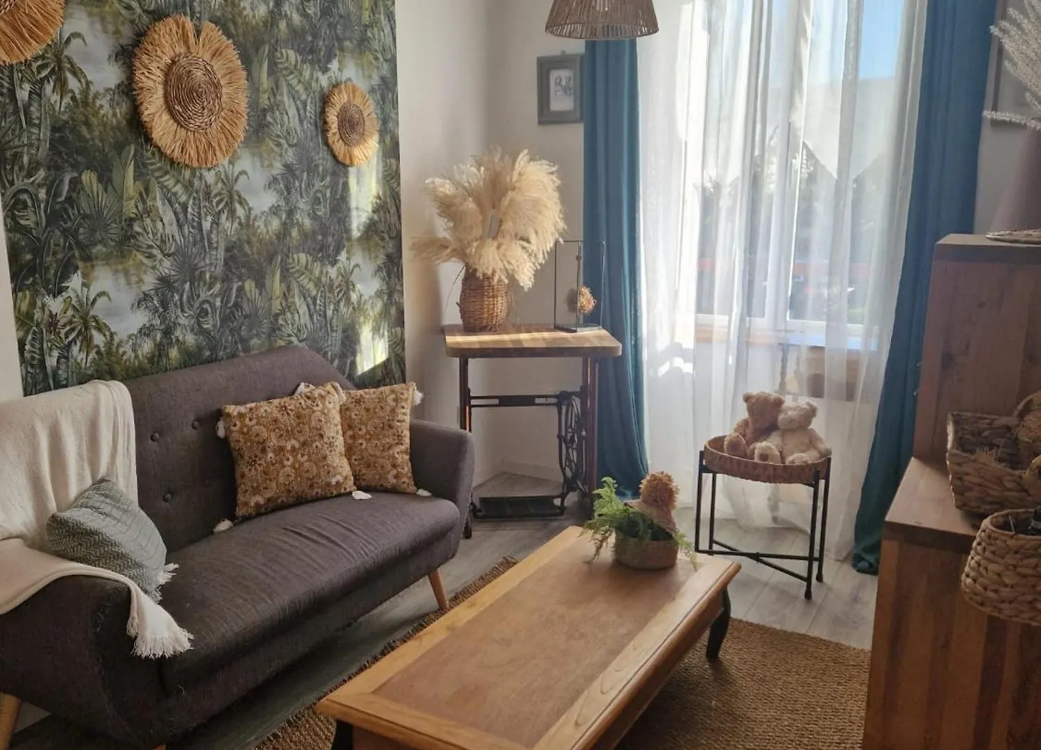 Spacieuse Villa Avec Piscine Privee A Béganne 法国